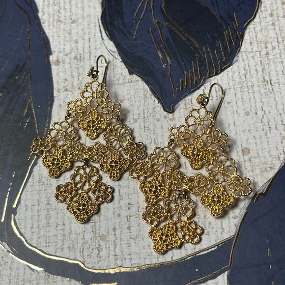 Vintage Large Royal Gold Filigree Articulated Dangle Earrings D1 - Picture 4 of 7